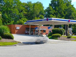 ARCO Cheap Chips Gas Station Etowah NC